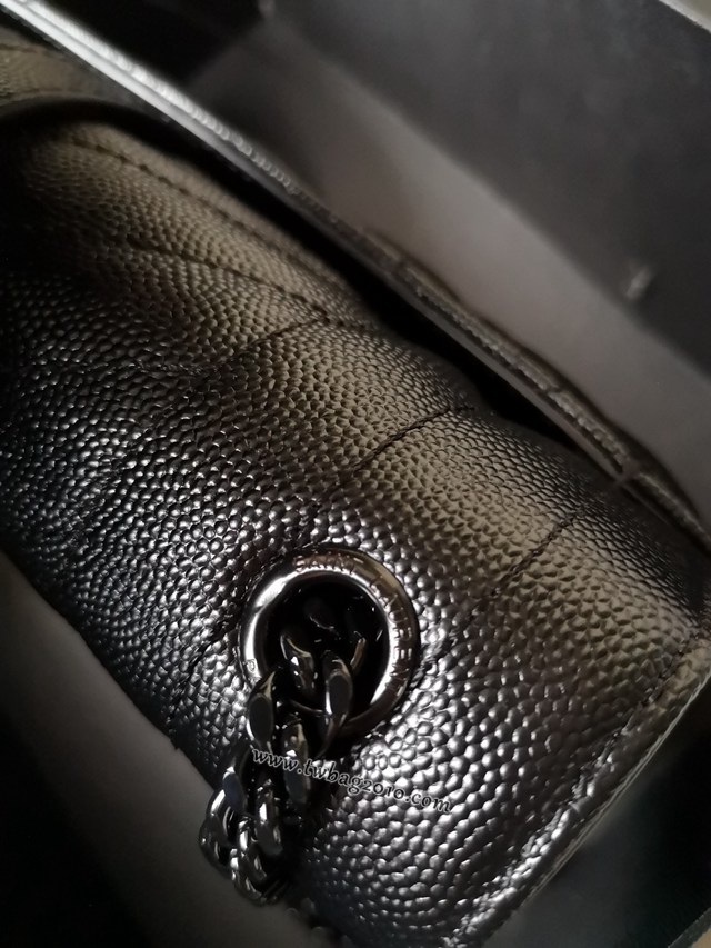 YSL专柜款女包 聖羅蘭經典款原廠皮ENVELOPE粒面壓花絎縫紋小號信封包 526286  jjh1162